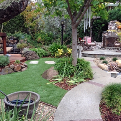 Green Lawn Parker, Arizona Landscape Rock, Backyard Landscaping