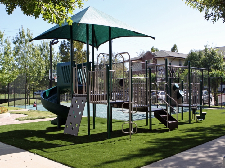 Grass Installation Village of Oak Creek (Big Park), Arizona Playground Turf, Parks